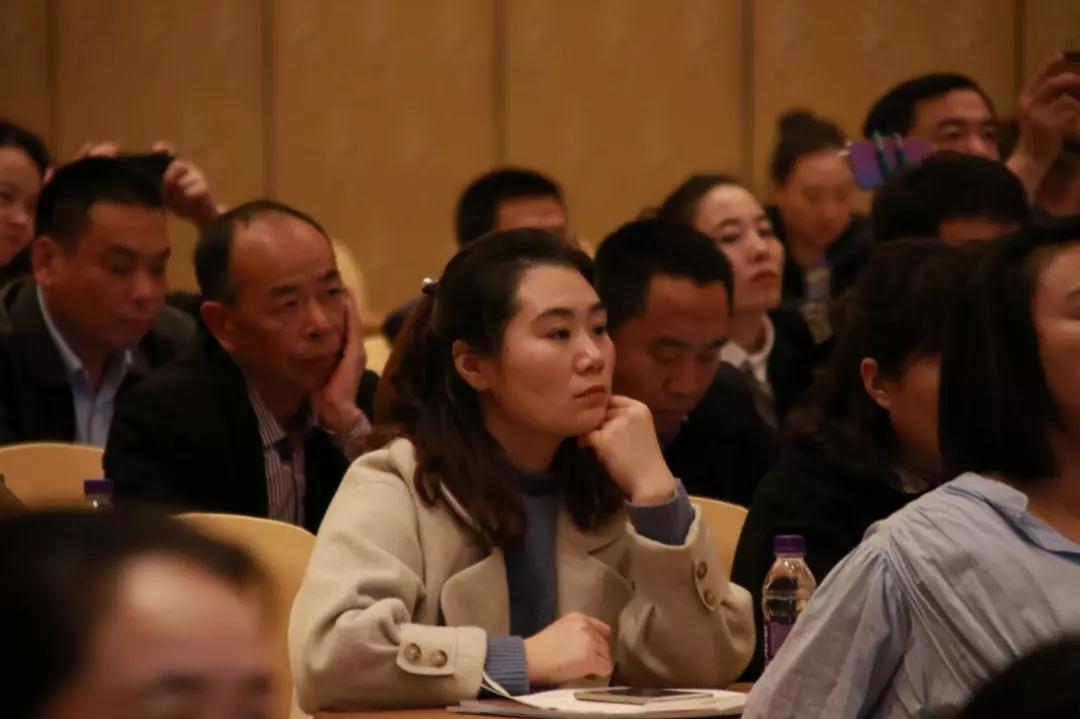熱烈慶?！白兏飫?chuàng)新 揚(yáng)帆未來(lái)”北京中成康富2019年合伙人年會(huì)勝利召開(kāi)